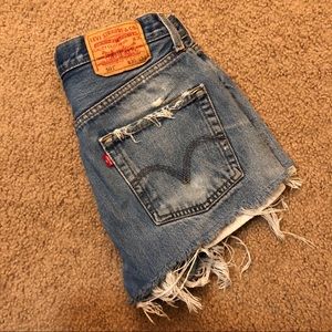 Cut off Levi shorts.